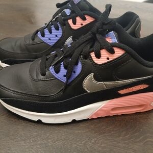 Nike Air Max 90 Leather GS Black Sunset Pulse Size:7Y Girls Sneakers